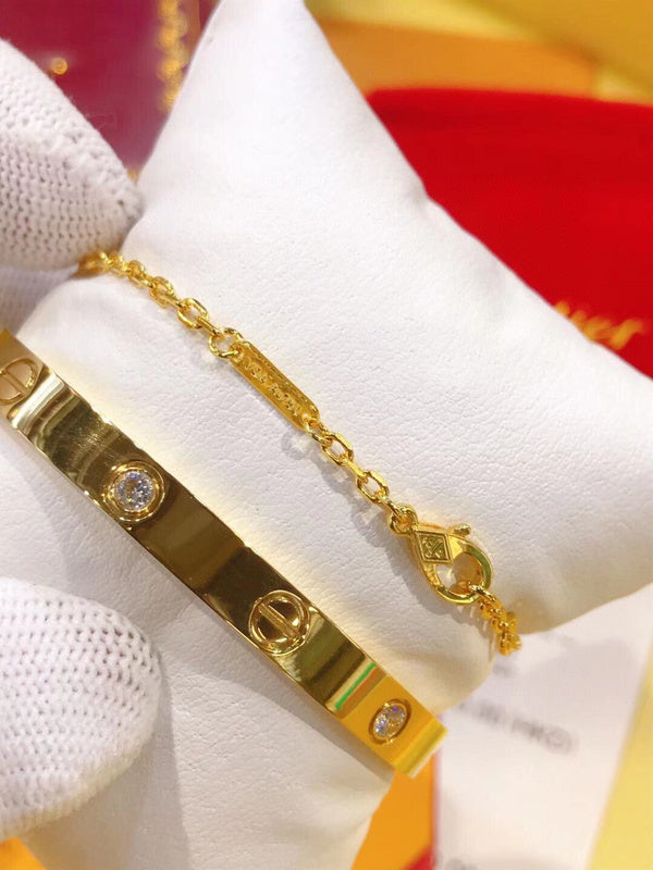 Front view of Cartier unisex jewelry piece