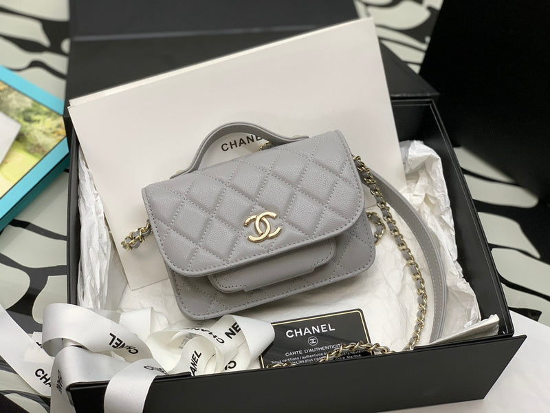  women's handbag, versatile design, view 1