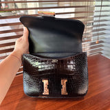  tote bag interior and compartment view