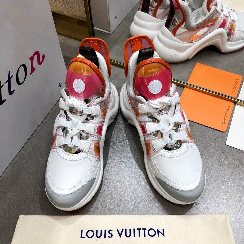 Louis Vuitton shoes Style 282 - top view showing design