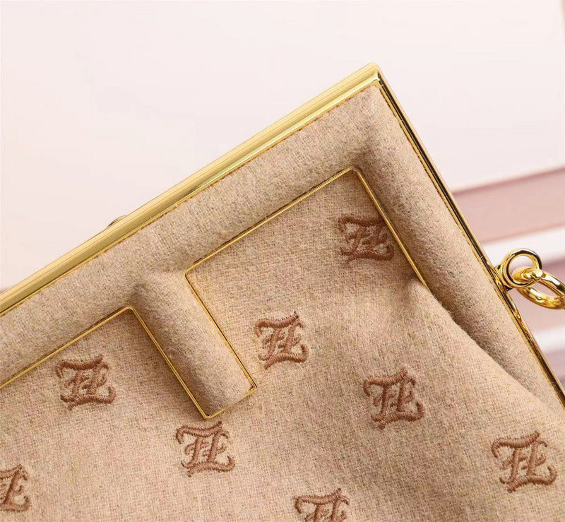 Ziva's Charm handbag – back view (Standard Size)