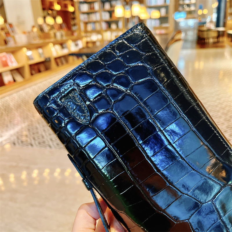 Side view of balanced structured handbag