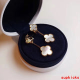 Full view of Van Cleef & Arpels unisex jewelry piece