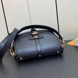  minimalist everyday bag detail view showing craftsmanship 8