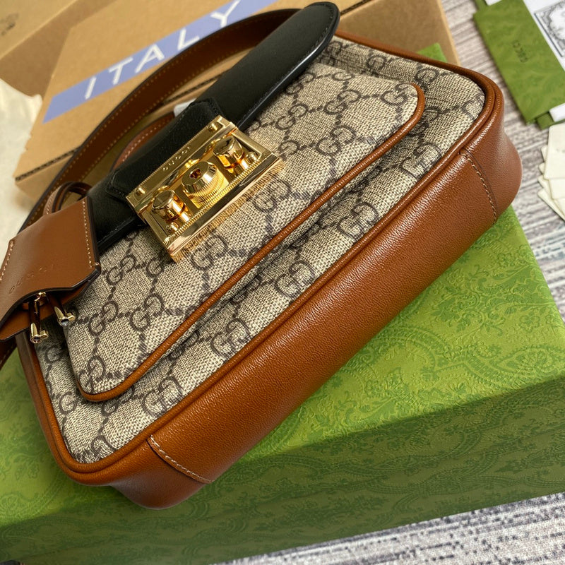 Handle and strap detail of structured classic women's handbag – women's premium purse