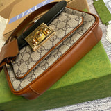 Handle and strap detail of structured classic women's handbag – women's premium purse