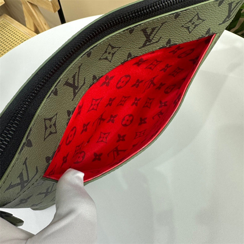  Streamlined handbag front view 7