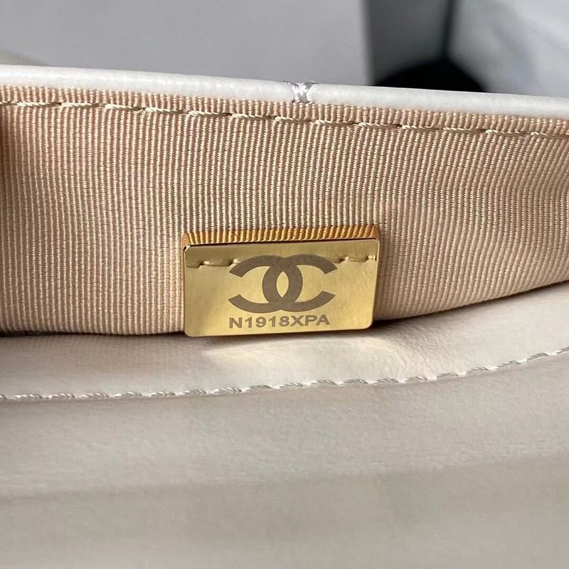 Zivas Charm Elevated Essentials Designer Handbag (Elevated Daily Companion) – Angled View