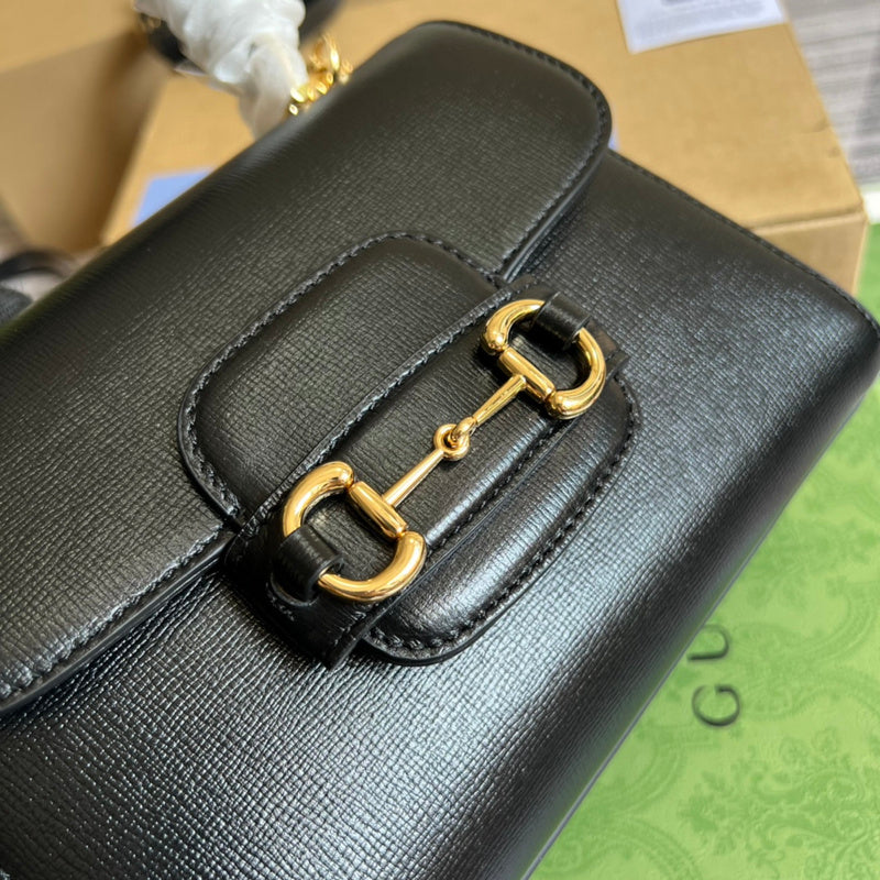 Back view of everyday-luxe modern women's handbag – women's premium purse