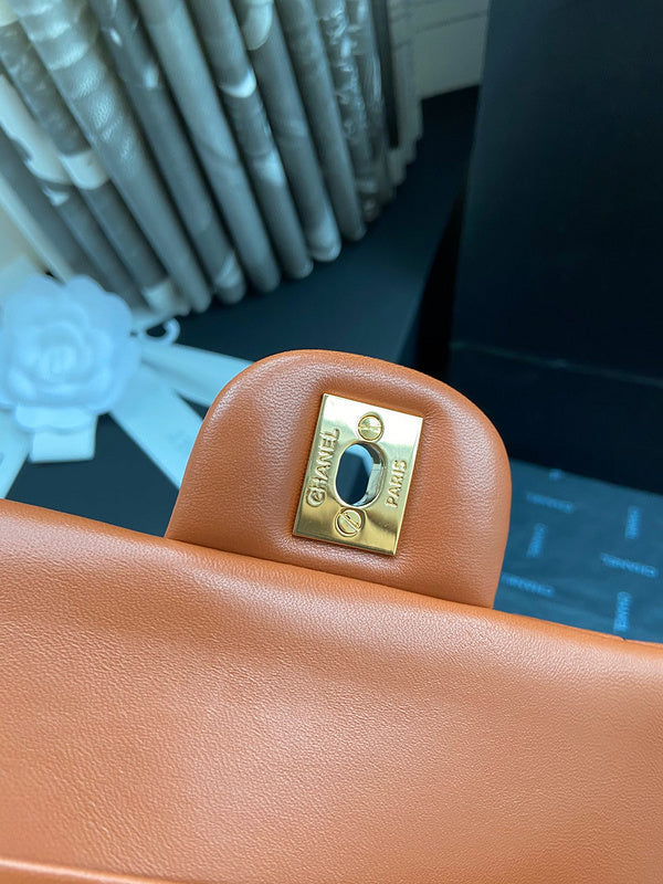  mid purse view 9
