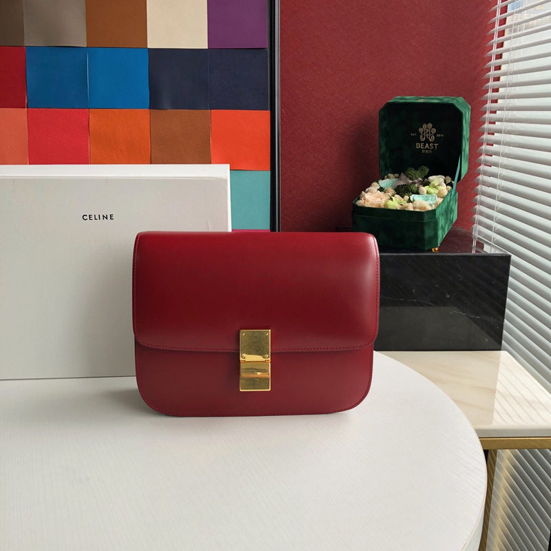Side profile of refined statement women's handbag – women's premium purse