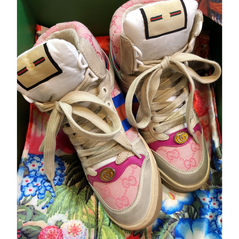 Gucci clean off-white luxury sneakers view 4 chunky sole construction