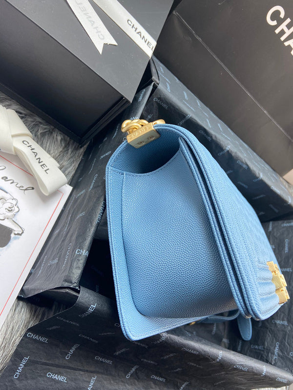  handbag, mid everyday style, image 3