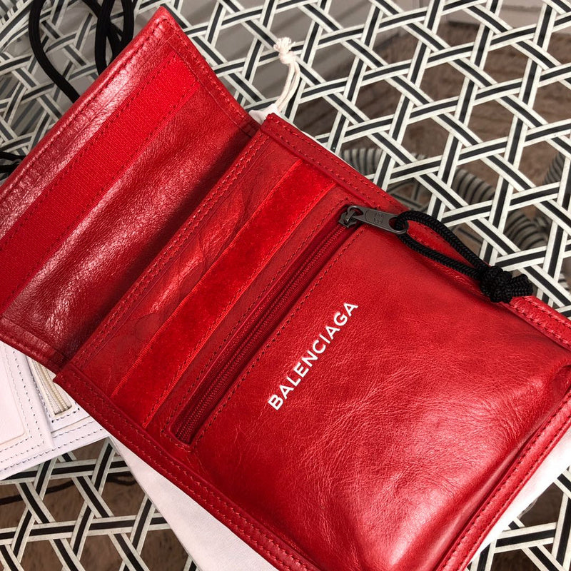 Back view of chic premium women's handbag – women's premium purse