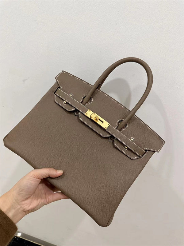 Modern handbag styled for everyday wear