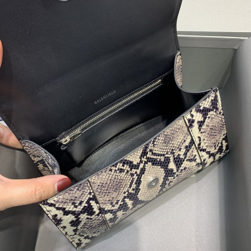 Timeless Premium PU Leather Handbag - Polished Finish | Women's Premium Handbag #706 - interior view (image 6) of designer-inspired handbag