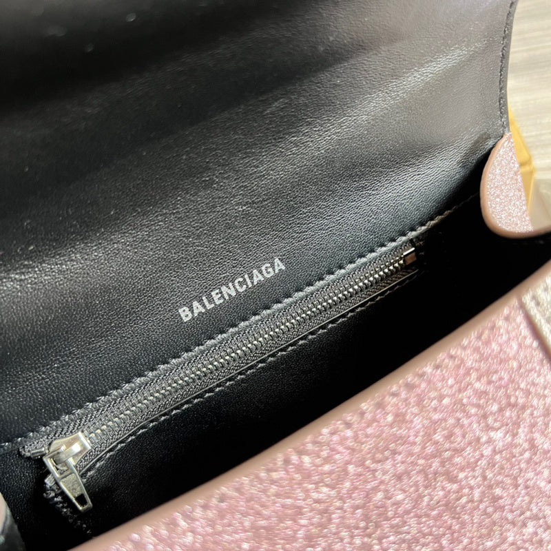 Structured Premium PU Leather Handbag - Versatile Everyday Design | Women's Statement Accessory #306 - texture close-up (image 9) of designer-inspired handbag