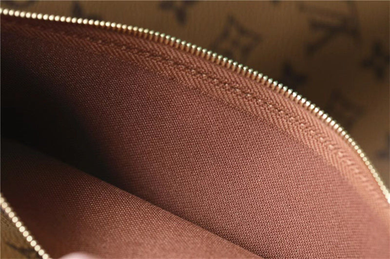  Chic satchel front view 13