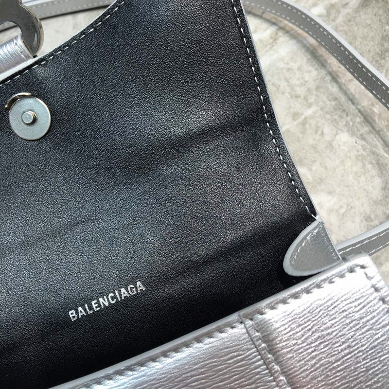 Elegant Premium PU Leather Handbag - Modern Structured Build | Women's Luxury Handbag #1007 - alternate angle view (image 8) of designer-inspired handbag