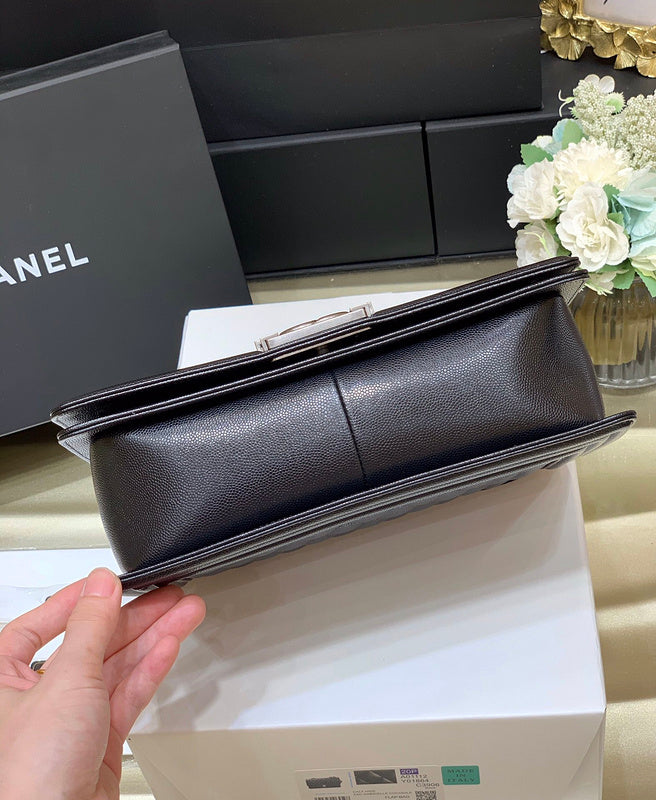  versatile purse view 10