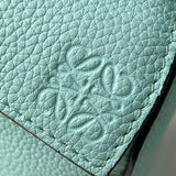 Ziva's Charm handbag – close-up view (12.5cm*18cm*8cm)