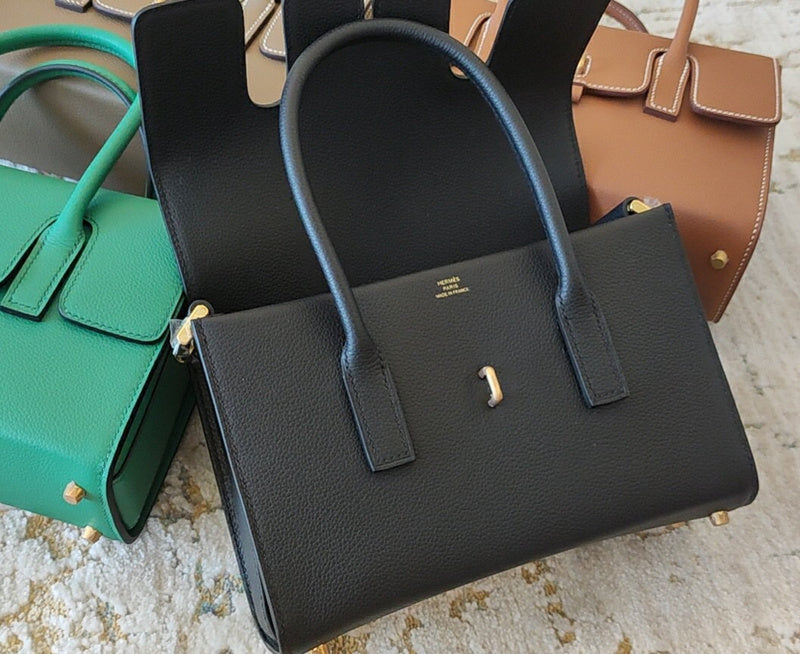 Sculpted handbag styled for everyday wear