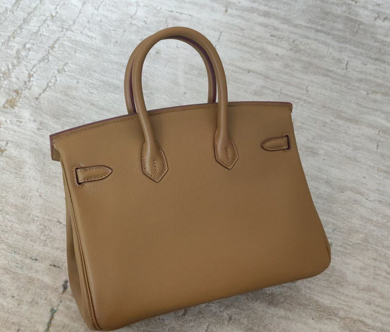 Smart bag shown from front angle