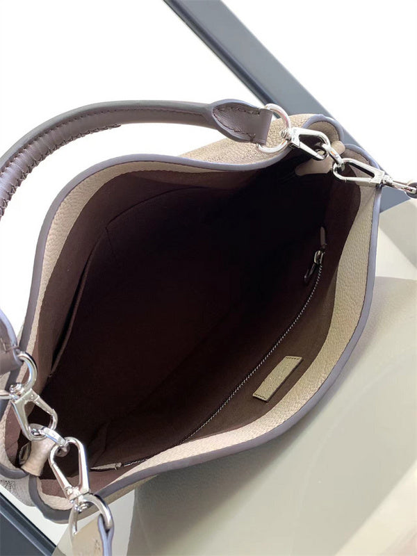  top-handle bag close-up of hardware and finish 11
