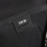 Side profile of premium everyday-luxe women's handbag – women's luxury accessory