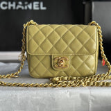 Zivas Charm Modern Minimalist Look Designer Handbag (Premium Everyday Carry) – Close-Up Detail