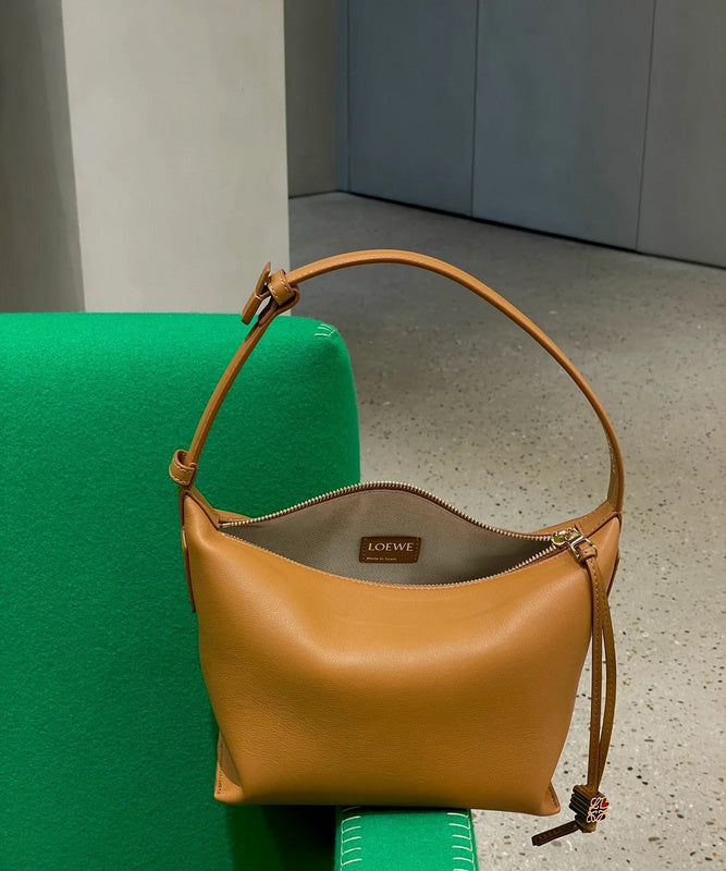 Ziva's Charm handbag – side angle view (21cm*17cm*12.5cm)