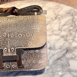  classic shopper bag styled with outfit