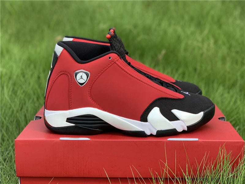Nike Men's & Women's Premium Casual Sneakers — Style 100 back view
