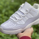 Nike Men's & Women's Iconic Street Trainers — Style 227 detail view