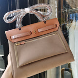  shopper bag interior and compartment view 21