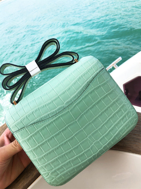 Timeless handbag styled for everyday wear