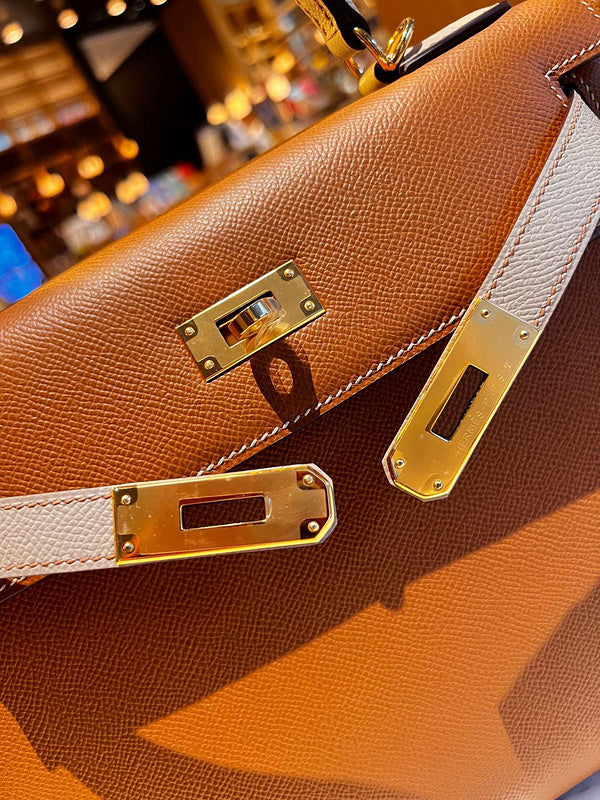 Close-up detail of minimalist bag design