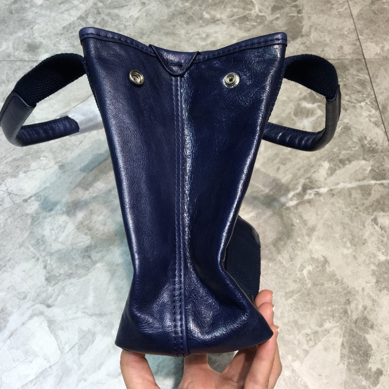 Structured Faux Leather Handbag - Premium Craftsmanship Detailing | Women's Statement Accessory #776 - interior view (image 6) of designer-inspired handbag