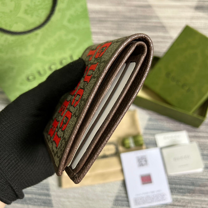 Back view of sleek refined women's handbag – women's premium purse