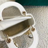 Front view of elevated chic women's handbag – women's everyday handbag