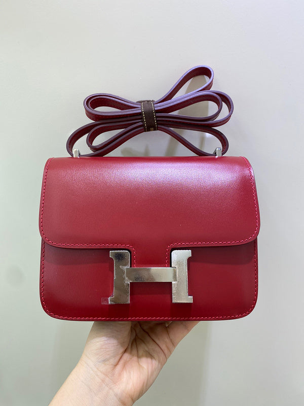 Interior view of timeless premium bag