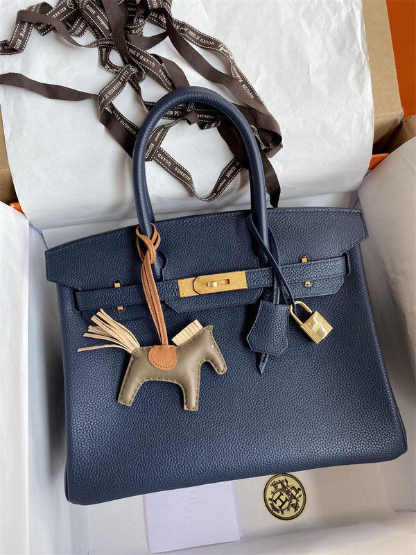 Minimalist bag shown from front angle