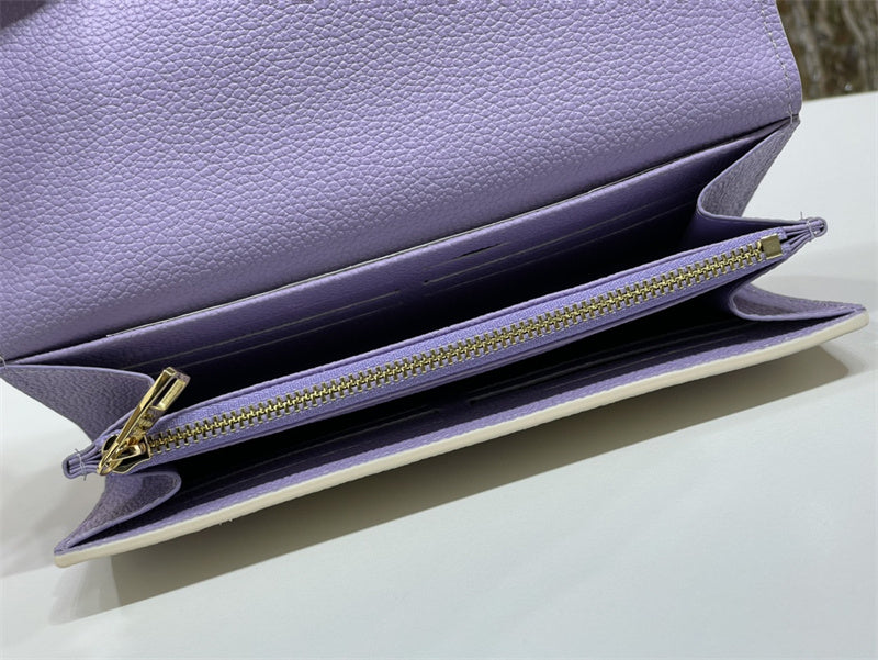  essential crossbody bag detail view showing craftsmanship 14