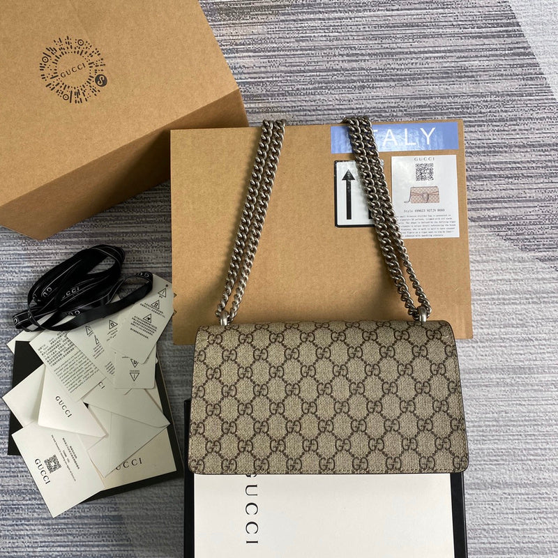 Front view of classic modern women's handbag – women's luxury handbag