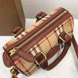 Ziva's Charm handbag – carry view (one versatile size)