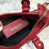 Effortless Faux Leather Handbag - Premium Craftsmanship Detailing | Women's Designer-Inspired Purse #702 - texture close-up (image 9) of designer-inspired handbag