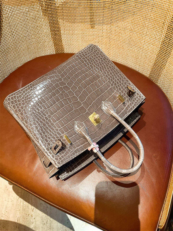 Tailored bag women's premium everyday handbag