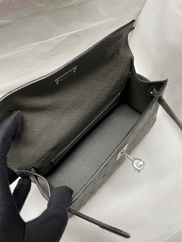 Interior view of modernist premium bag