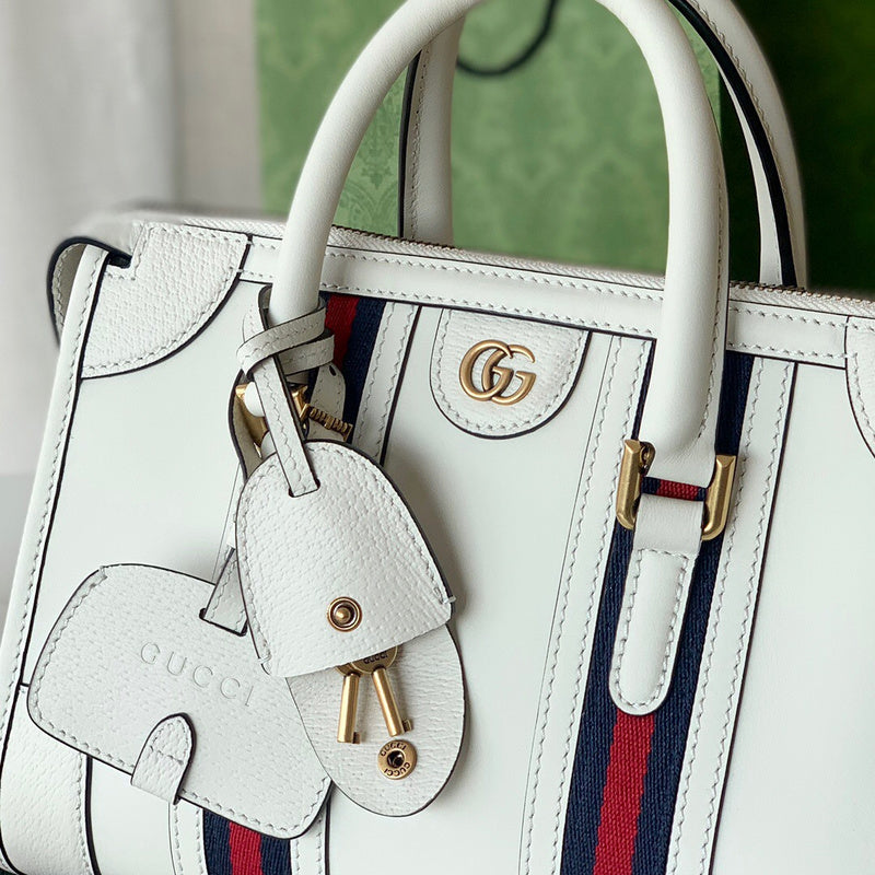 Interior view of statement polished women's handbag – women's everyday handbag