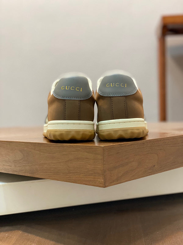 Gucci all-black luxury sneakers view 5 heritage-inspired look